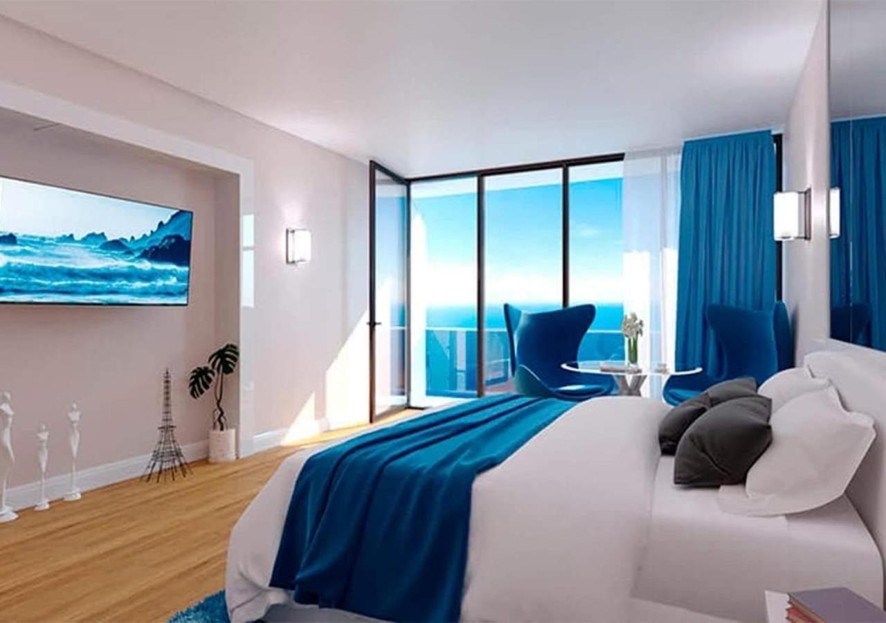 Delux Sea View Aparthotel In Orbi City バトゥーミ エクステリア 写真